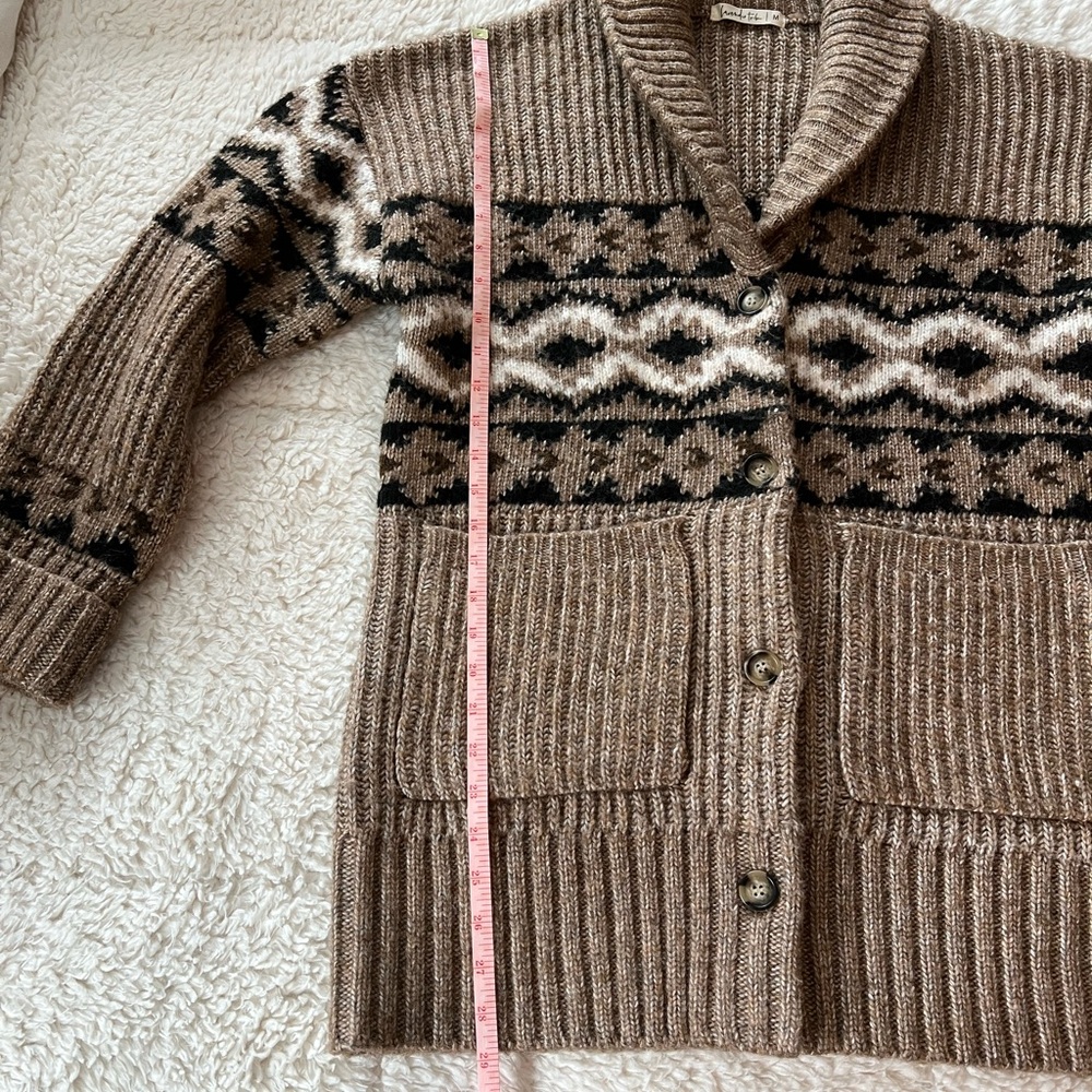 NWOT Oversized Cowichan Cardigan Sweater - Picture 7 of 8